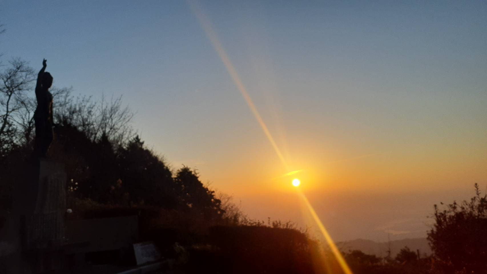 朝のマジックアワー