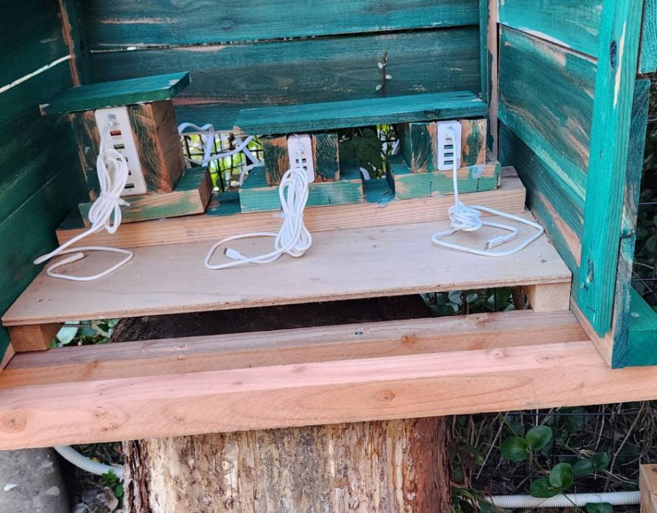 スマホ充電コーナー